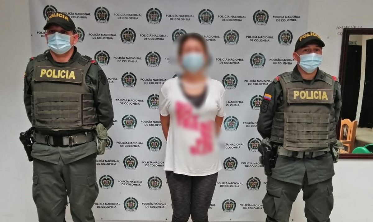 ¡Ay doña! La capturaron en Frontino, tenía orden judicial por porte, tráfico y fabricación de estupefacientes 1 Capturada en Frontino porque tenía orden judicial
