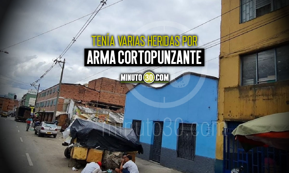 FOTOS: Encontraron un hombre muerto sobre una carreta artesanal en el centro de Medellín 1 cortopunzante
