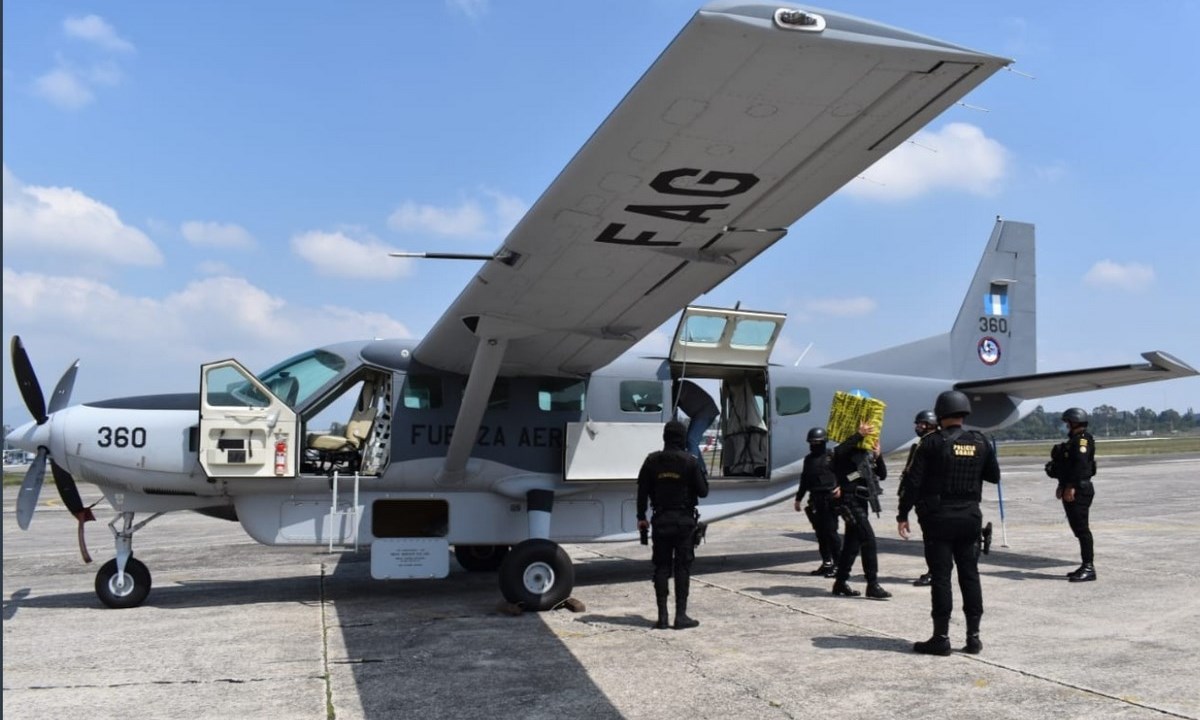 Detectaron aeronave con coca que habría despegado desde Venezuela 1 guatelama cocainca venezuela