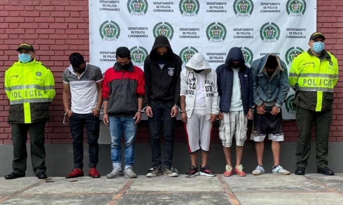 Mandaron a la cárcel a 6 hombres por vandalismo y bloquear vías en Cundinamarca 1 hombres capturados vandalismo bloque