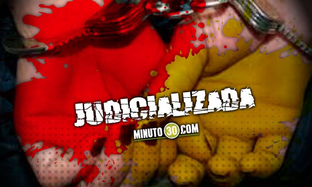 Casa por cárcel a mujer que habría abusado sexualmente de su propia hija durante un año