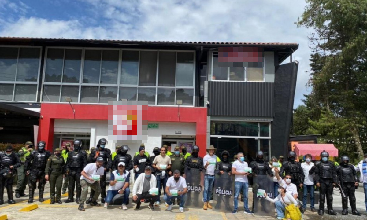 Comunidad evitó el bloqueo en el Peaje de Las Palmas 1 Hay manifestación pacifica en el Peaje de Las Palmas