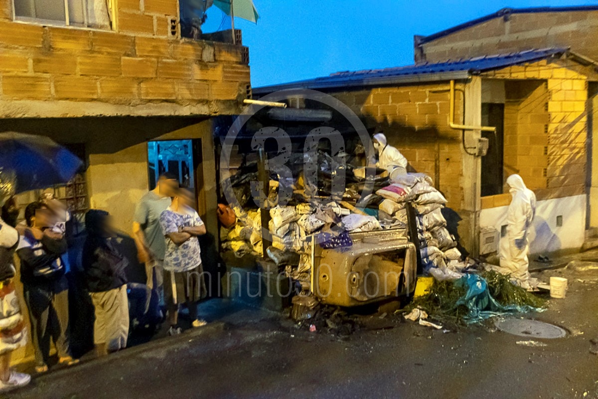 FOTOS Y VIDEO: Hombre murió calcinado dentro de una casa en el barrio La Pradera de Medellín 6 quemado5