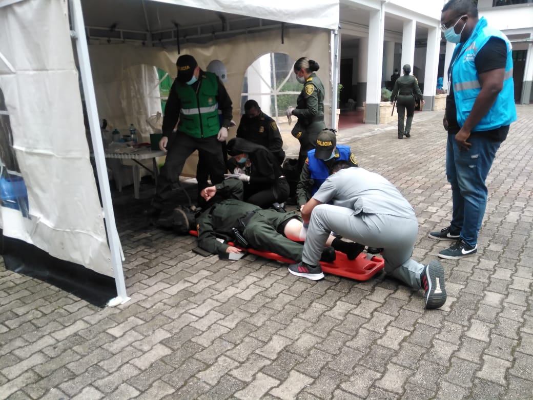 43 uniformados de la Policía Metropolitana del Valle de Aburrá han resultado lesionados durante manifestaciones 2 uniformados-policía-lesionados