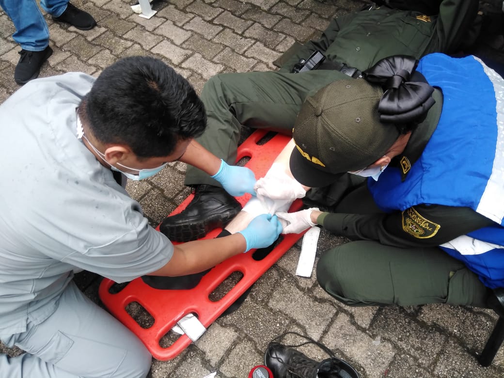 43 uniformados de la Policía Metropolitana del Valle de Aburrá han resultado lesionados durante manifestaciones 3 uniformados-policía-lesionados