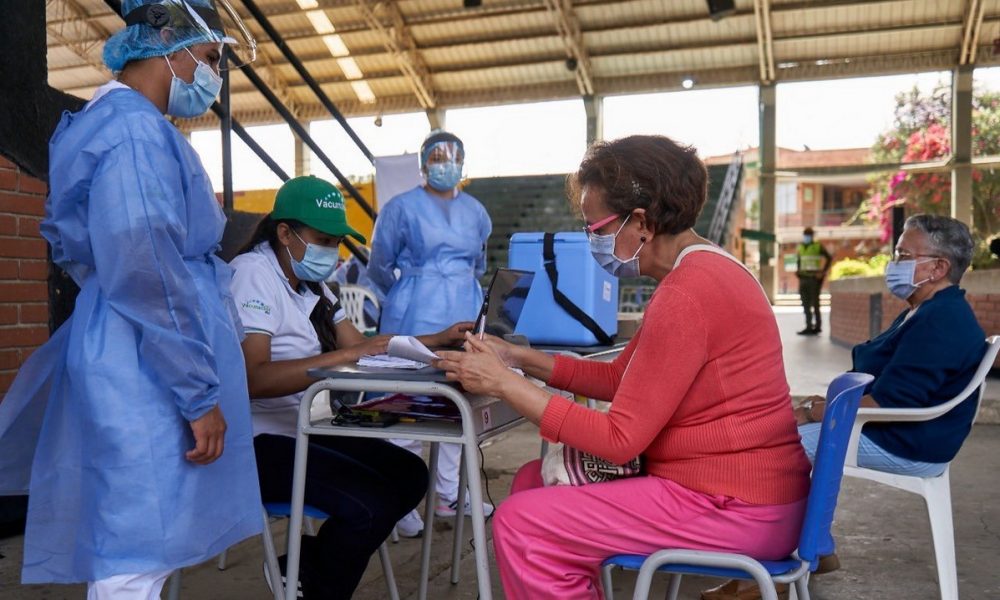 En Bucaramanga también se quedaron si vacunas de Pfizer