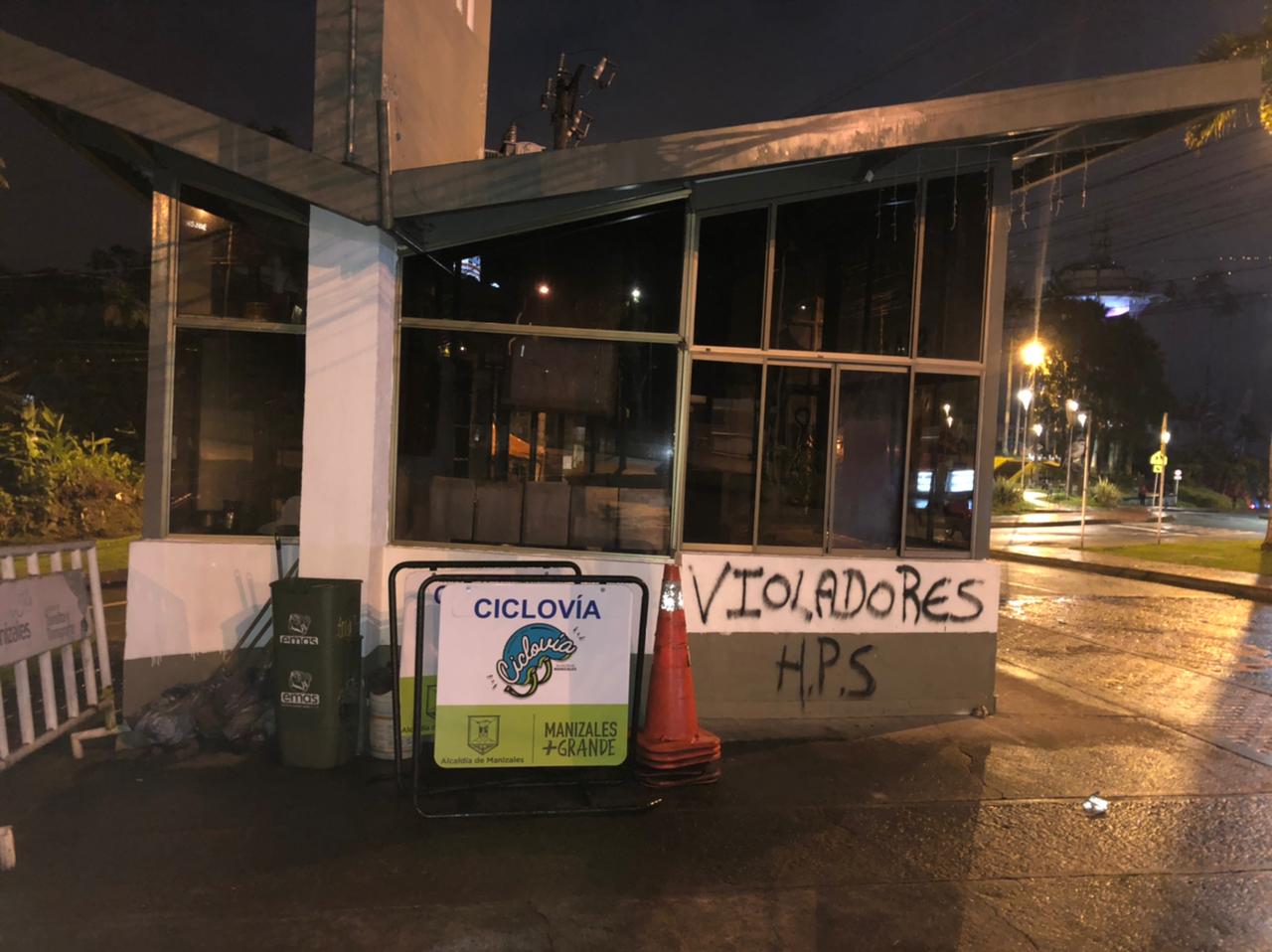 Manifestantes agredieron a personal de la Fuerza Pública en Chipre 2 Chipre