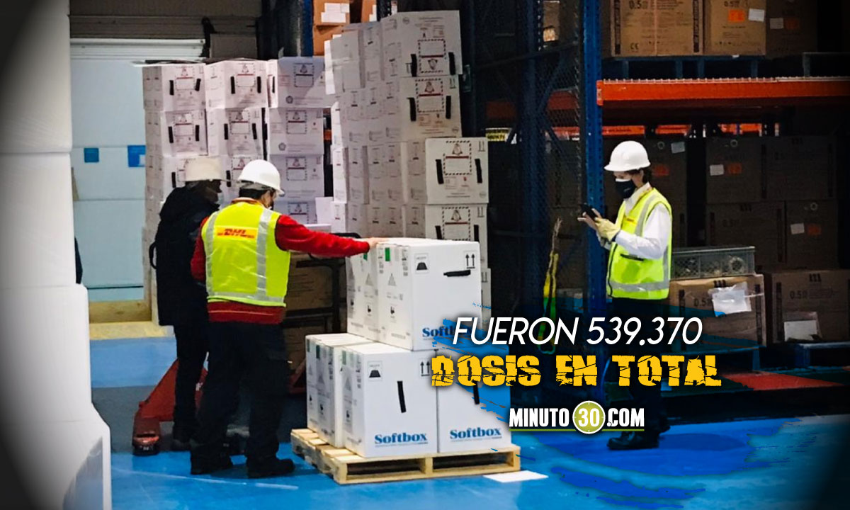 Vamos avanzando: Colombia recibió un nuevo lote de vacunas de Pfizer este jueves 1 Colombia-recibio-un-nuevo-lote-de-vacunas-de-Pfizer-este-jueves