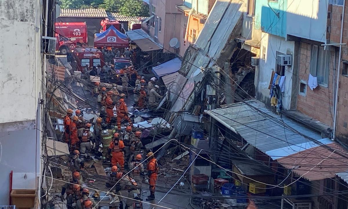 Un edificio de cuatro pisos se desploma en la ciudad de Río de Janeiro 2 edificio rio janeiro