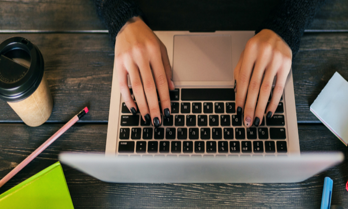 Atención mujeres: MinCiencias ofrece 10.000 cupos para formación e idiomas completamente gratis 1 MinCiencias-cupos-formación-idiomas