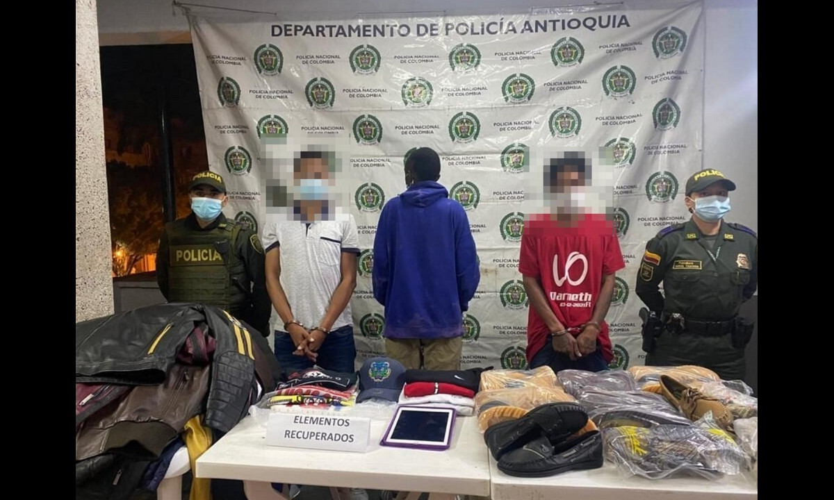 Intentaron robar un local comercial en El Peñol y los capturaron Intentaron robar un local comercial en El Peñol y los capturaron