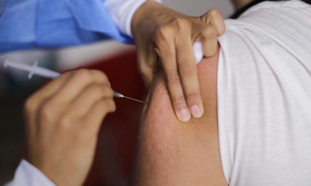 Medellín recibió hoy 21.000 vacunas anti Covid y serán destinados para la aplicación de primeras dosis