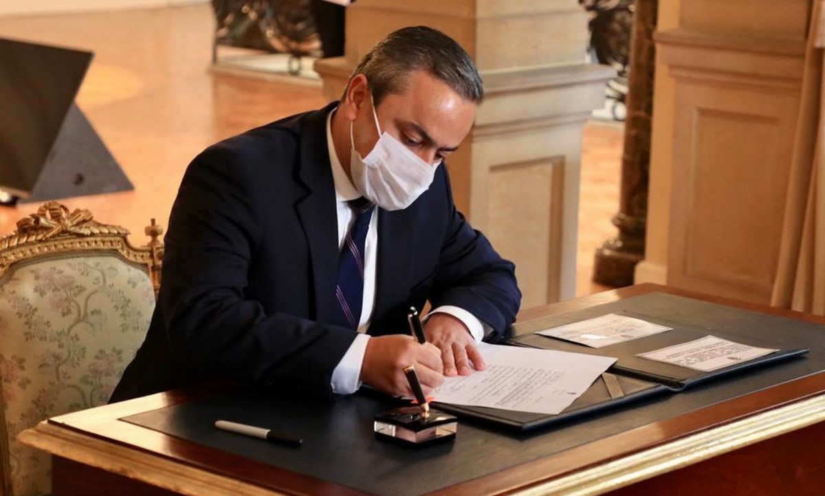 Juan Camilo Restrepo Gómez se posesiona como Alto Comisionado para la Paz Juan Camilo Restrepo Gómez se posesiona como Alto Comisionado para la Paz