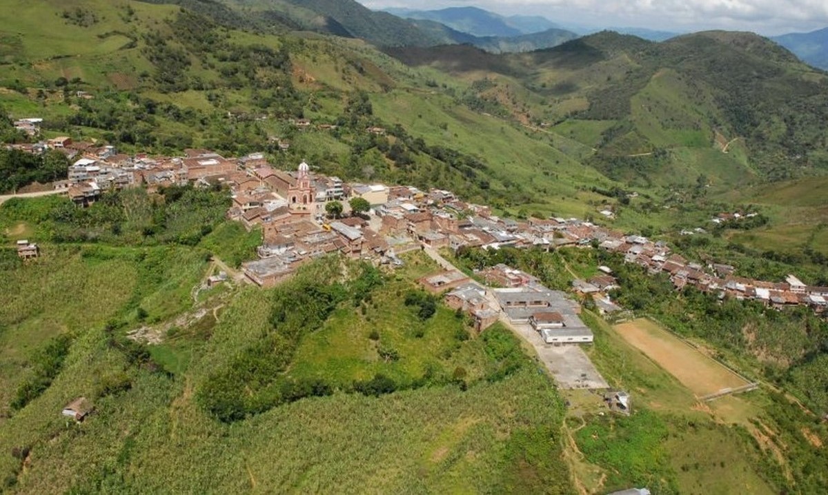 Un fallecido y una persona desaparecida por deslizamiento en Campamento 1 Un fallecido y una persona desaparecida por deslizamiento en Campamento