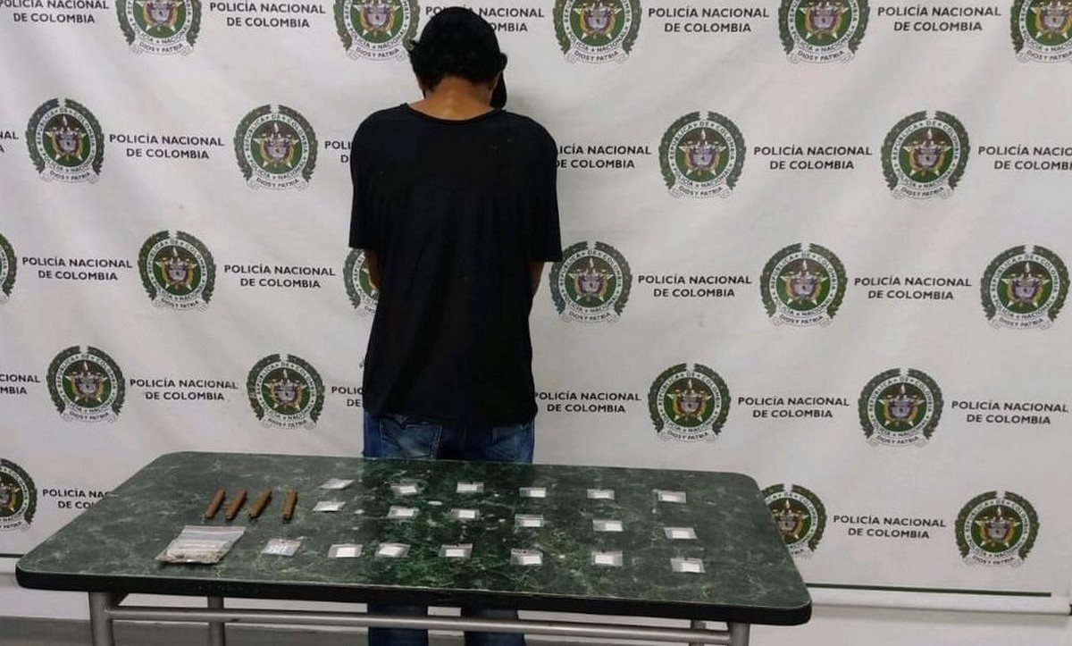 Menor aprehendido en Itagüí por porte y tráfico de estupefacientes 1 Menor aprehendido en Itagüí por estupefacientes