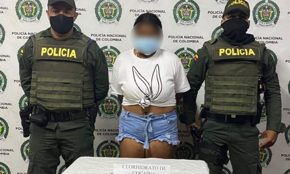 Capturada en remedios por llevar varias dosis de cocaína