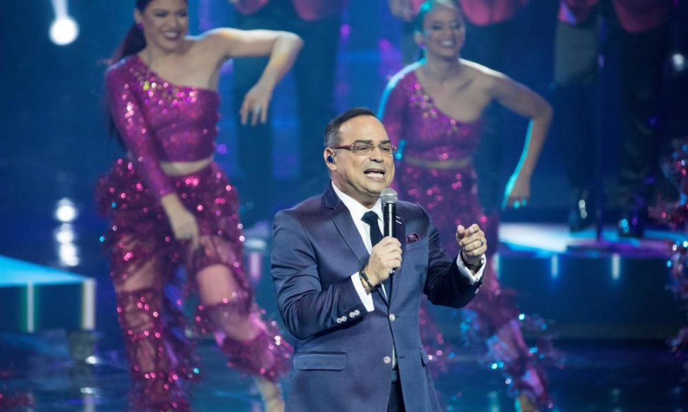 Gilberto Santa Rosa se muestra agradecido por el reconocimiento a su carrera