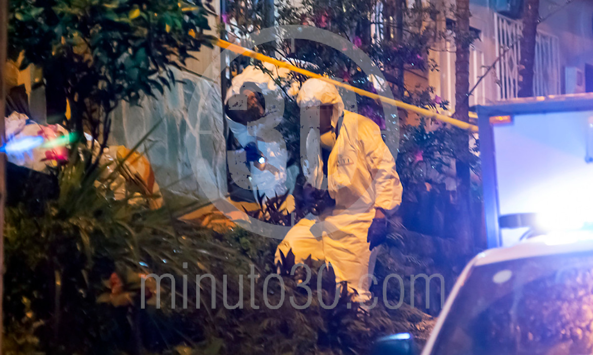 EN FOTOS: Estaba ‘parchado’ en unas escalas de Santa Cruz cuando un sujeto lo encaró a tiros 2 Santa Cruz