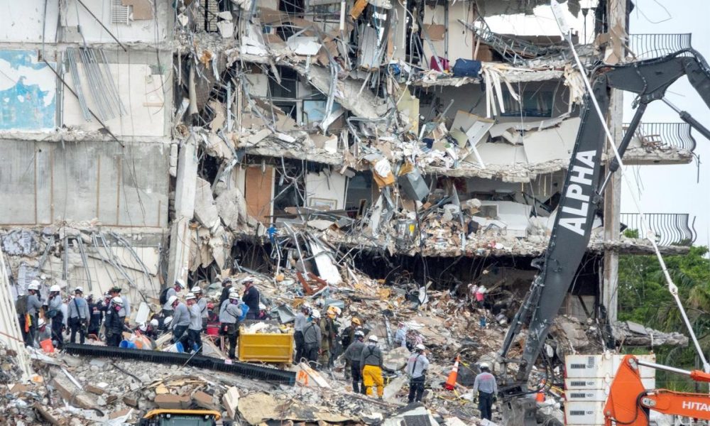 Aumenta a 18 la cifra de fallecidos por el derrumbe en Miami-Dade