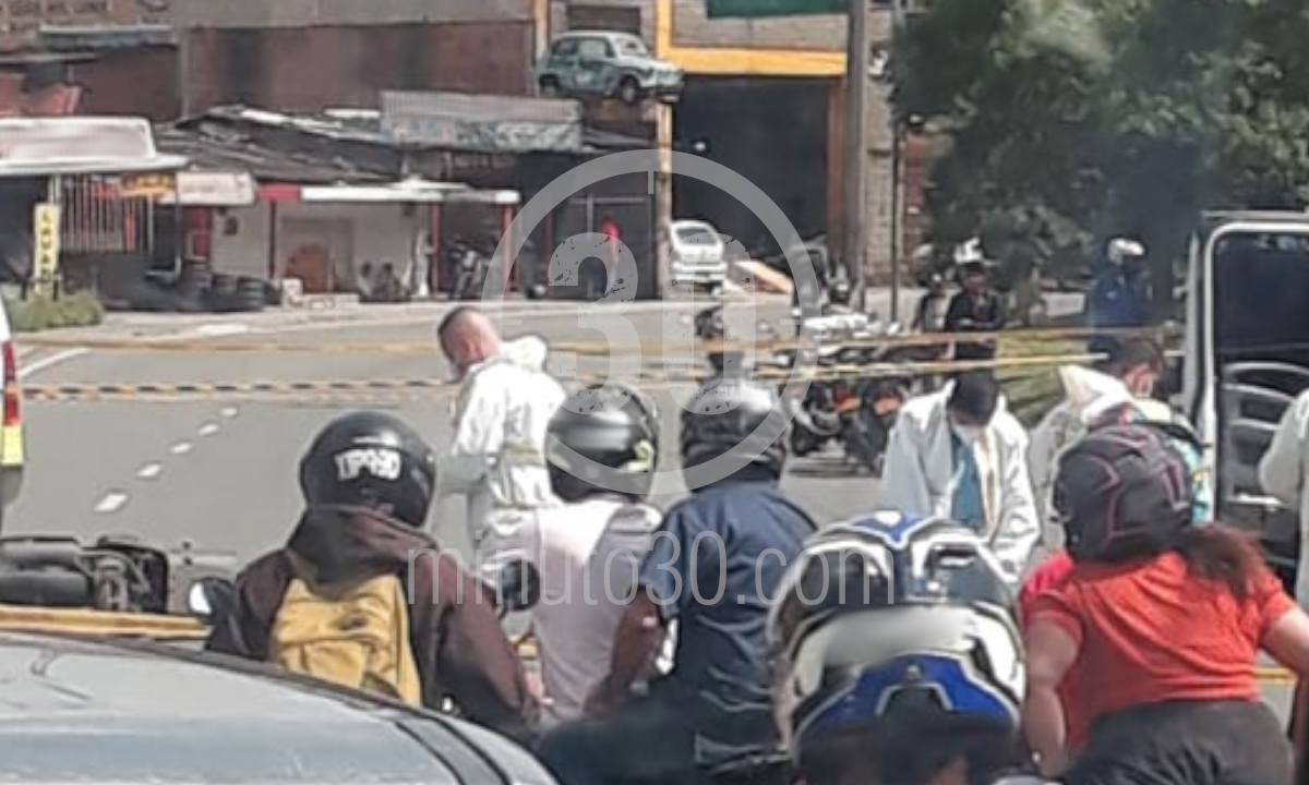 FOTOS Y VIDEO: ¡Muy trágico! Motociclista murió en accidente con bus, por la Terminal del Norte 1 Accidente
