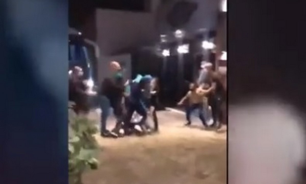 Neymar fue golpeado por fans que violaron la seguridad en su hotel 1 neymar