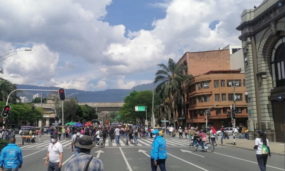 Cierres en San Juan, a la altura del Parque de las Luces, por marchas