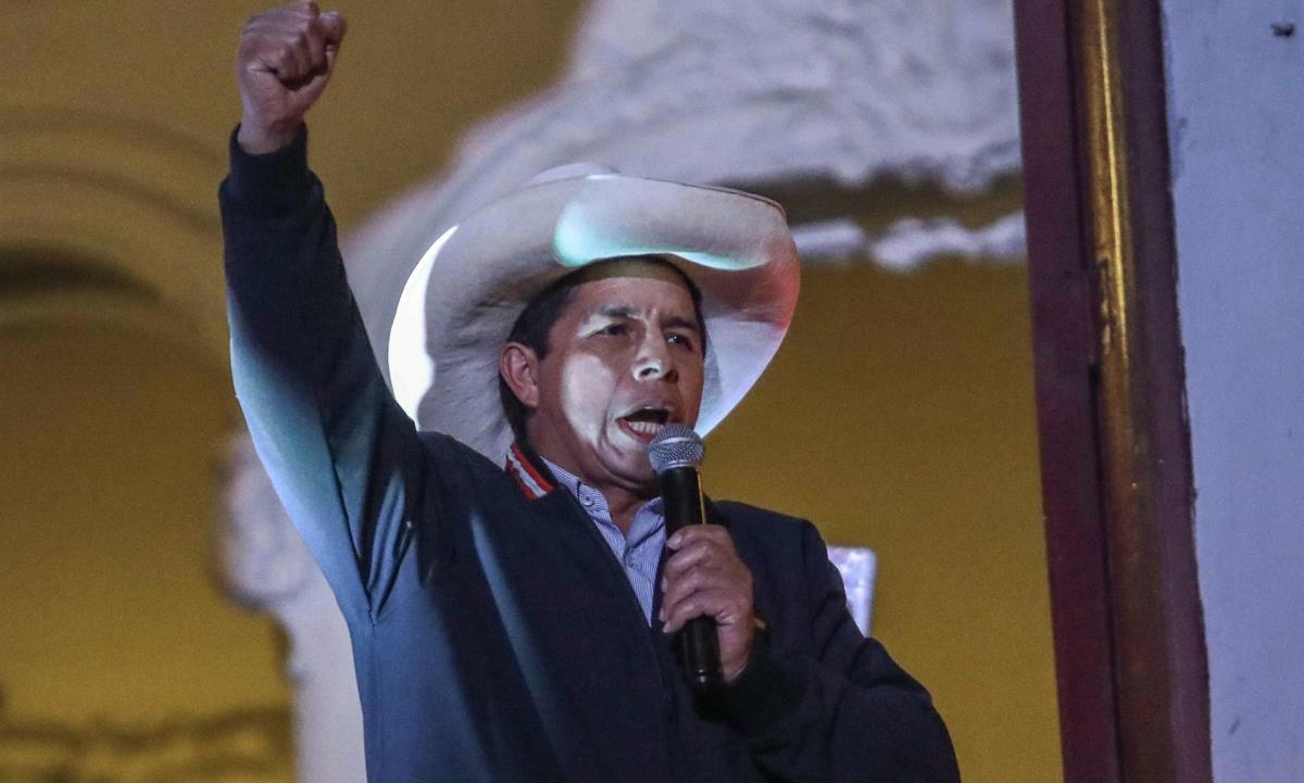 Un Perú crispado sigue esperando la proclamación de su presidente 1 Perú