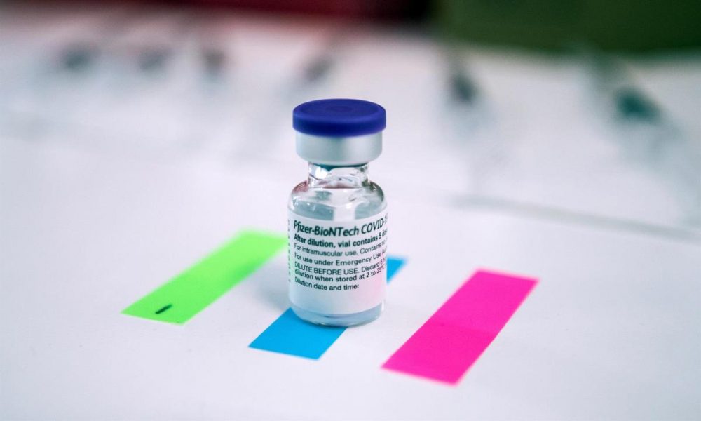 Estados Unidos compra 500 millones de vacunas para la distribución global