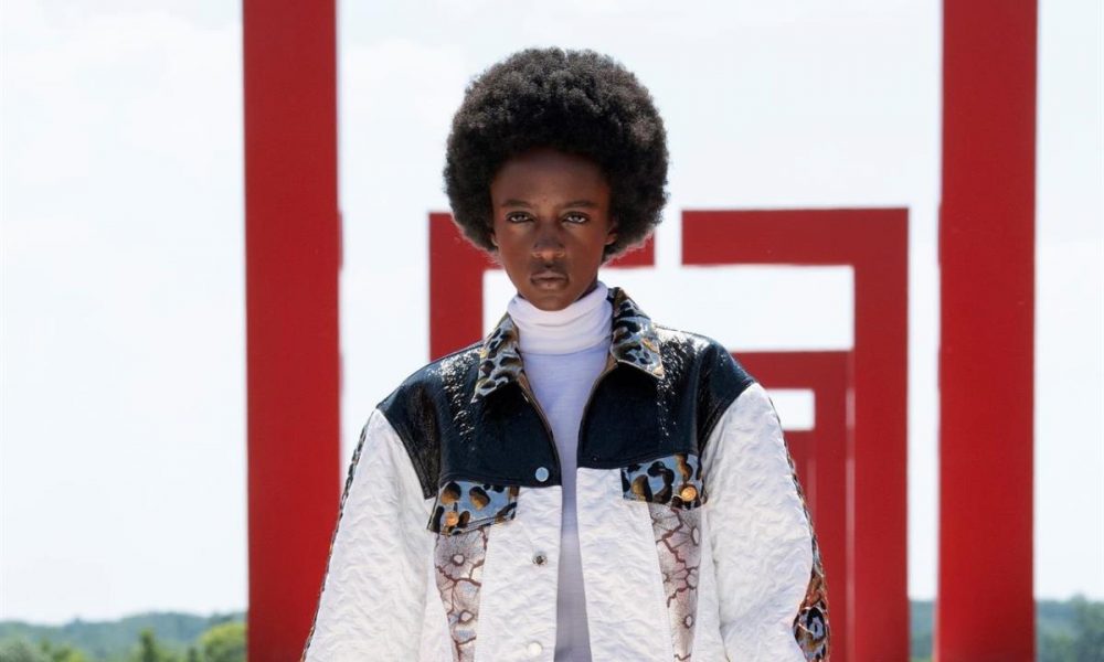 FOTOS: Louis Vuitton apuesta por la geometría en su colección Crucero