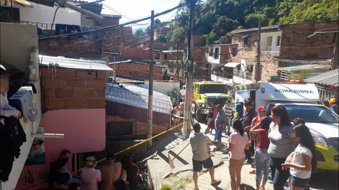 Parrillero de una moto murió en el choque del vehículo contra una vivienda en Las Estancias Parrillero de una moto murió en el choque del vehículo contra una vivienda en Las Estancias