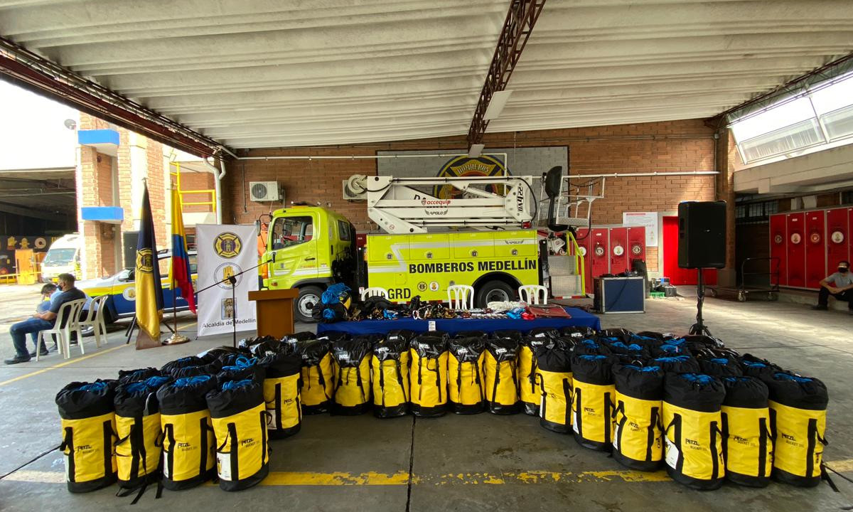Bomberos de Medellín Bomberos de Medellín