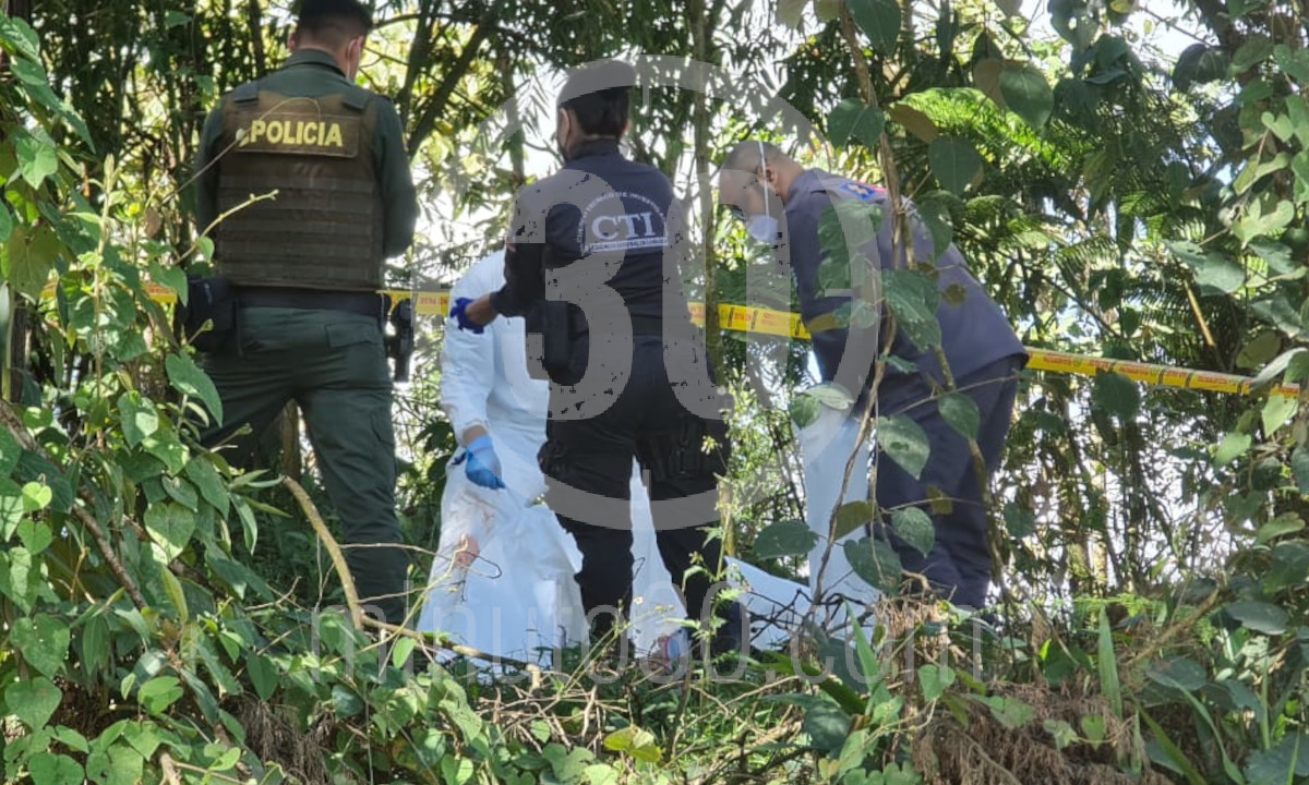 EN FOTOS: Con los pantalones abajo y con múltiples puñaladas encontraron a una mujer muerta 3 CALDAS