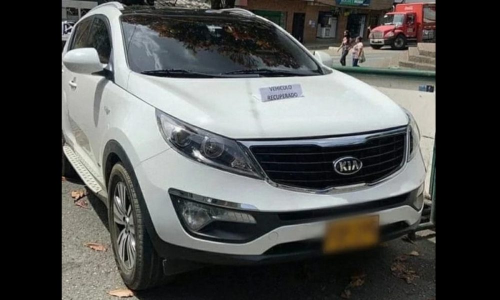 Se sintieron perseguidos y dejaron abandonado el carro que se habían robado en Rionegro