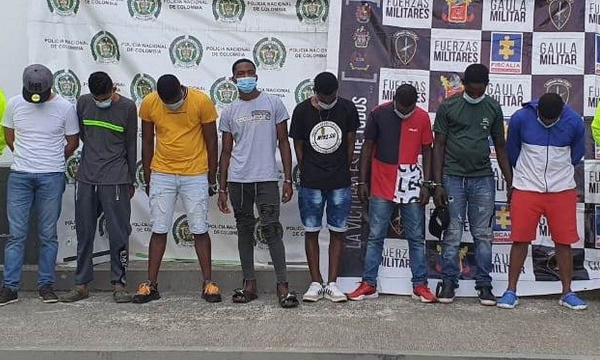 En Antioquia y Chocó capturaron a 9 personas del 'Clan del Golfo' 1 EN ANTIOQUIA Y CHOCO FUERON CAPTURADOS 09 PRESUNTOS INTEGRANTES DEL CLAN DEL GOLFO PERTENECIENTES A LA SUBESTRUCTURA CARRETERA 3