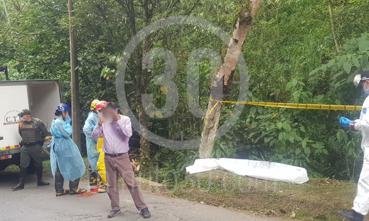 EN VIDEO: ¡Desgarrador! Una señora que desapareció fue hallada sin vida en una quebrada 5 Envigado mujer hallada sin vida 1
