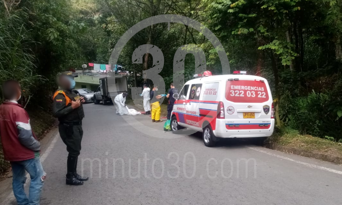 EN VIDEO: ¡Desgarrador! Una señora que desapareció fue hallada sin vida en una quebrada 2 Envigado mujer hallada sin vida 4