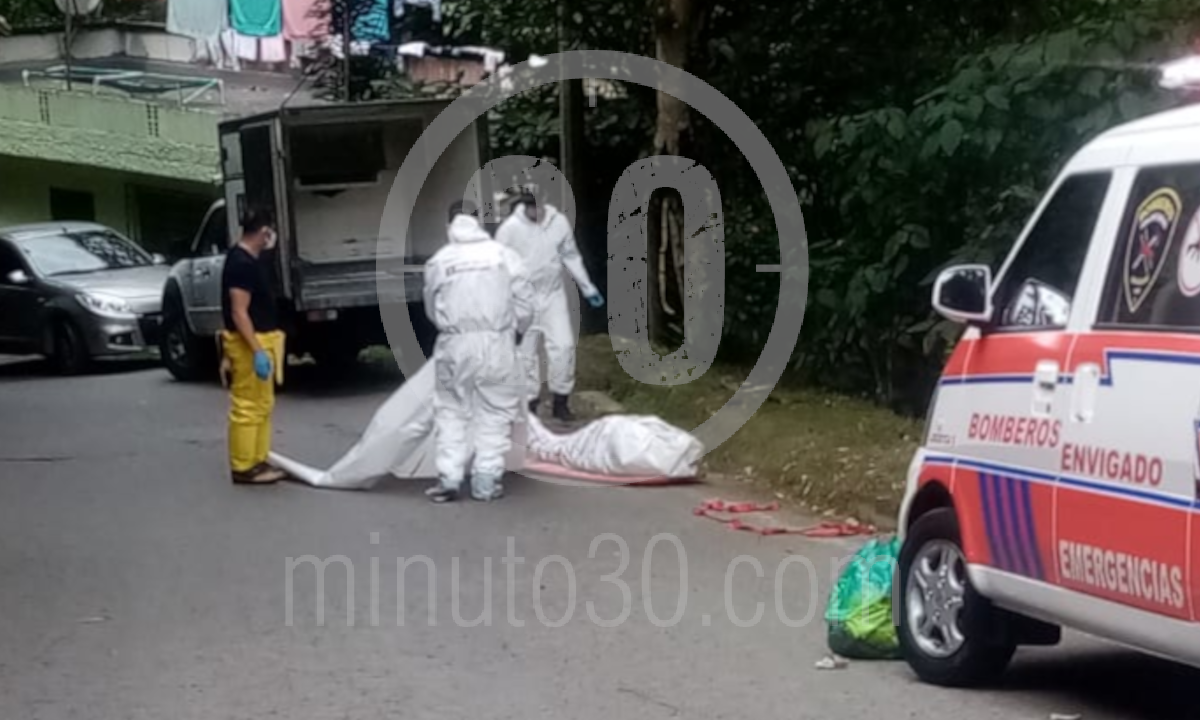 EN VIDEO: ¡Desgarrador! Una señora que desapareció fue hallada sin vida en una quebrada 1 Envigado mujer hallada sin vida 5