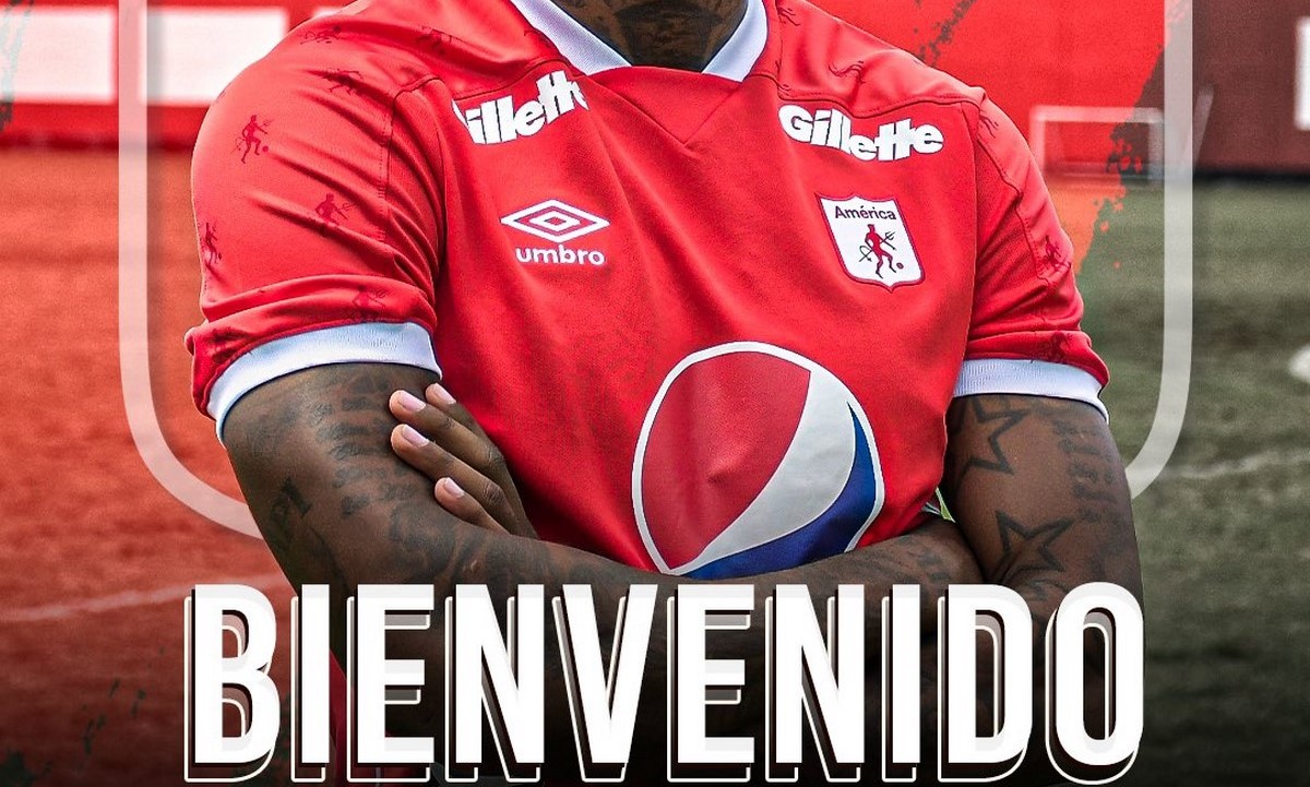 Gustavo Torres al America (2)