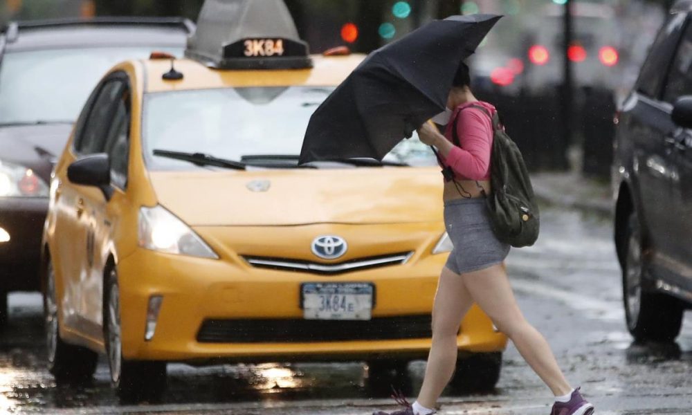 Alerta de inundación en Nueva York por fuertes lluvias provocadas por Elsa
