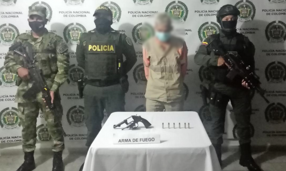 Lo pillaron armado y con munición