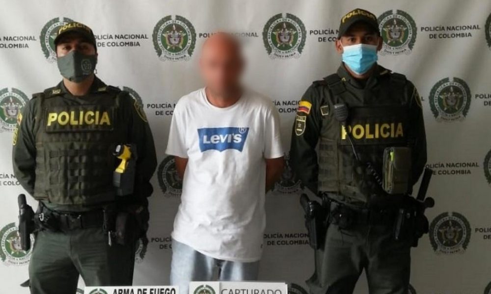 Lo cogieron por la Central Mayorista con una pistola