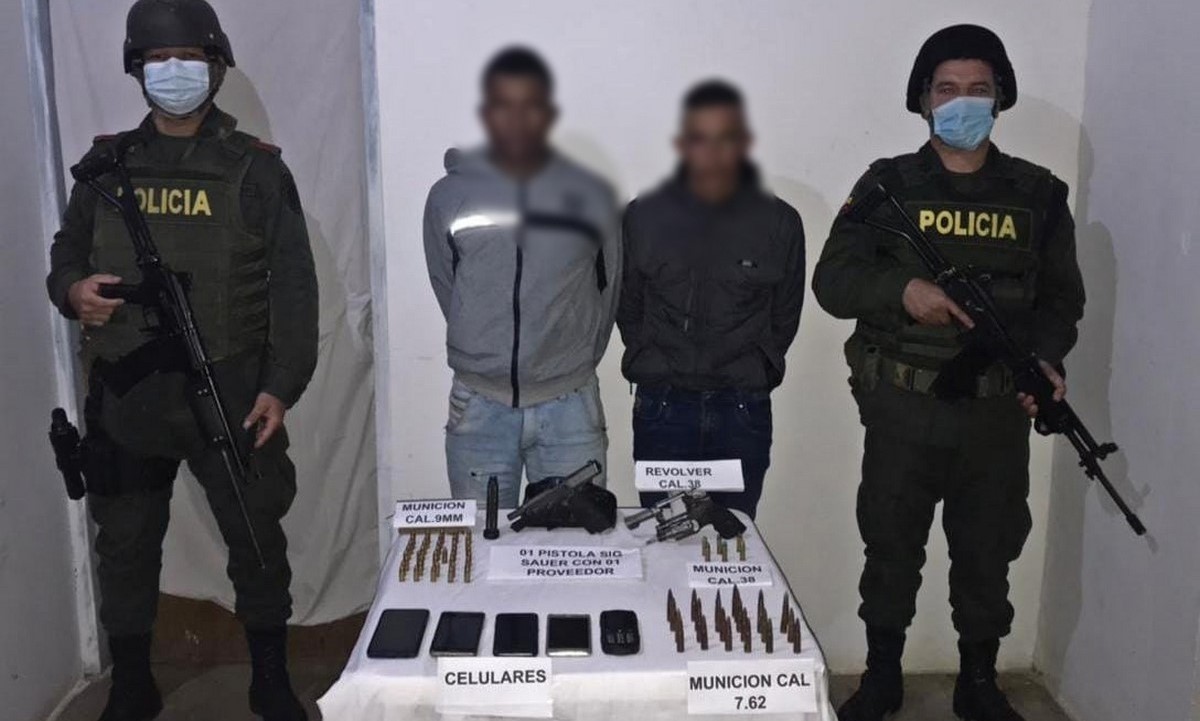 Capturados en Ituango por andar con pistola y revólver Capturados en Ituango por andar con pistola y revólver