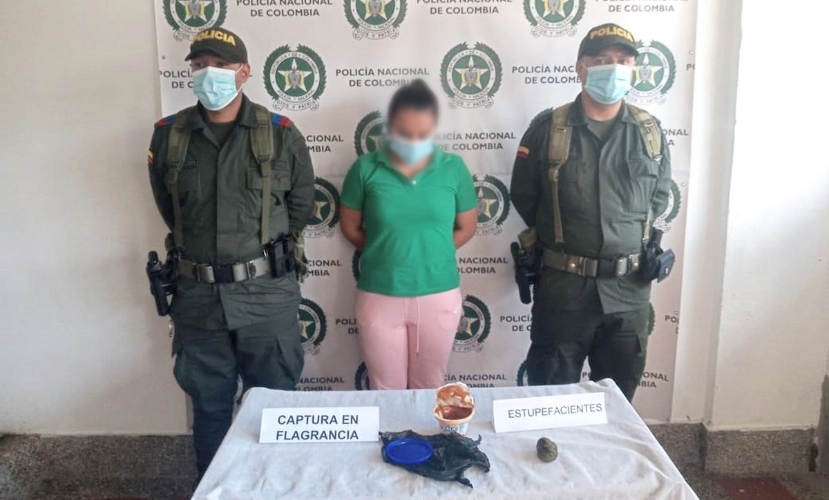Capturada con marihuana dentro de un tarro de arequipe Capturada con marihuana dentro de un tarro de arequipe
