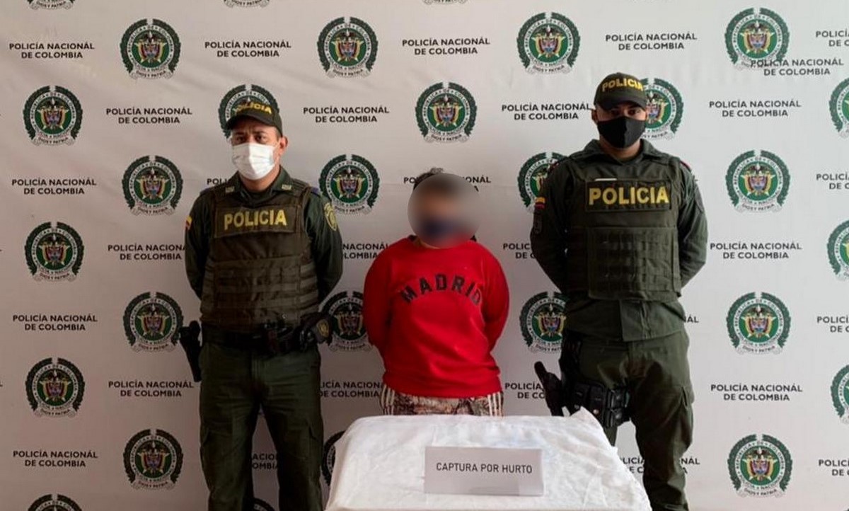 La pillaron robando en un local comercial en Urrao y de una la cogieron 1 Capturada en Urrao por hurtar en local comercial