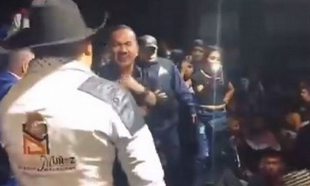 Viralizan concierto de ‘Charrito Negro’ saludando a disidentes de Farc