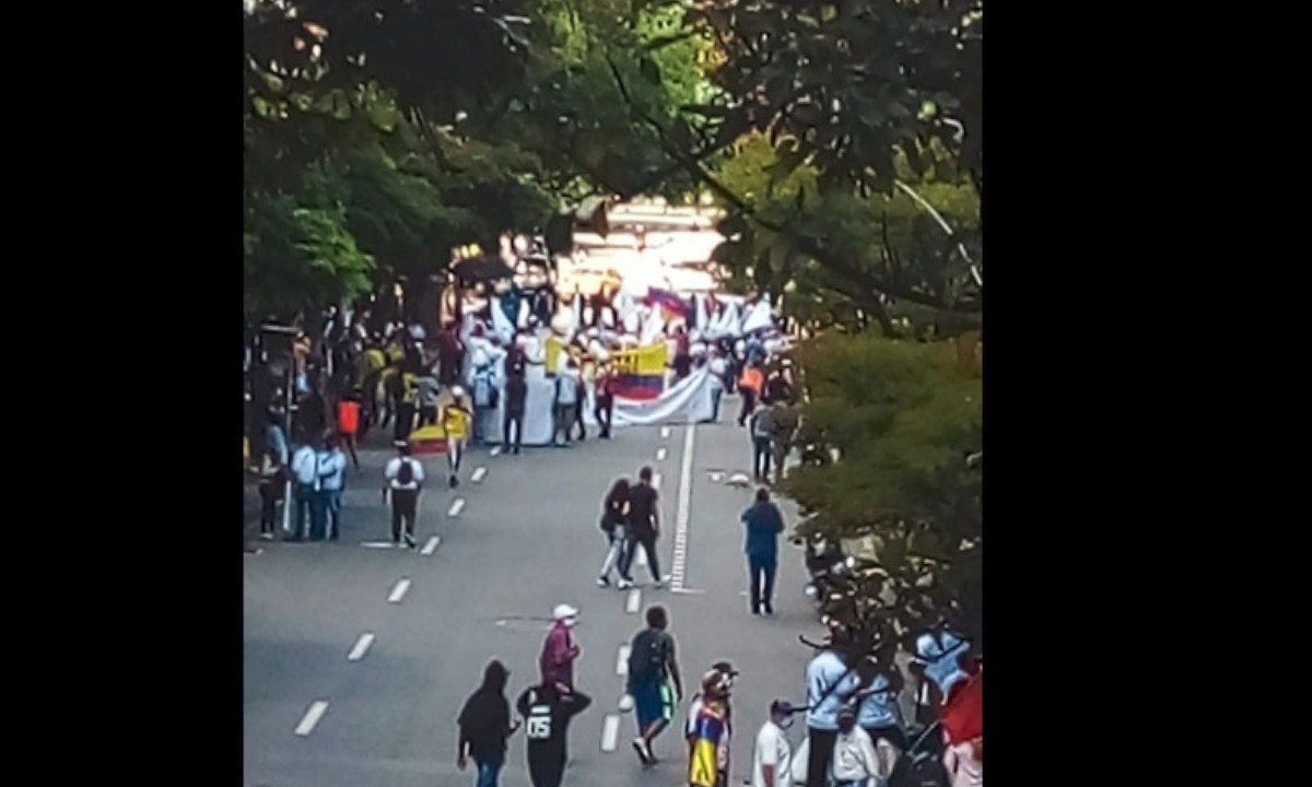 ¡Pilas! Hay 'taco' en la calle 57 Barranquilla por movilización ciudadana ¡Pilas! Hay 'taco' en la calle 57 Barranquilla por movilización ciudadana