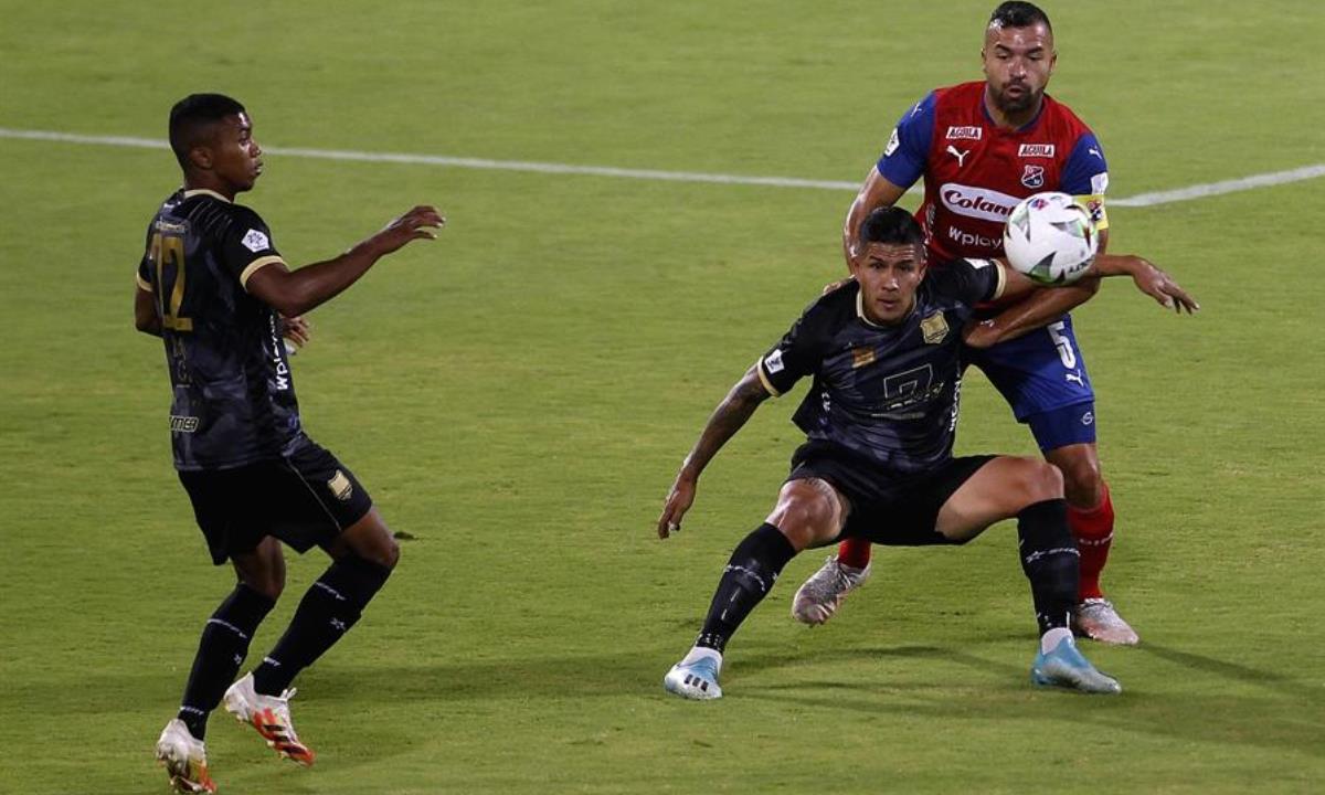 DIM iguala con Águilas Doradas en el regreso del público a la liga colombiana 1 DIM