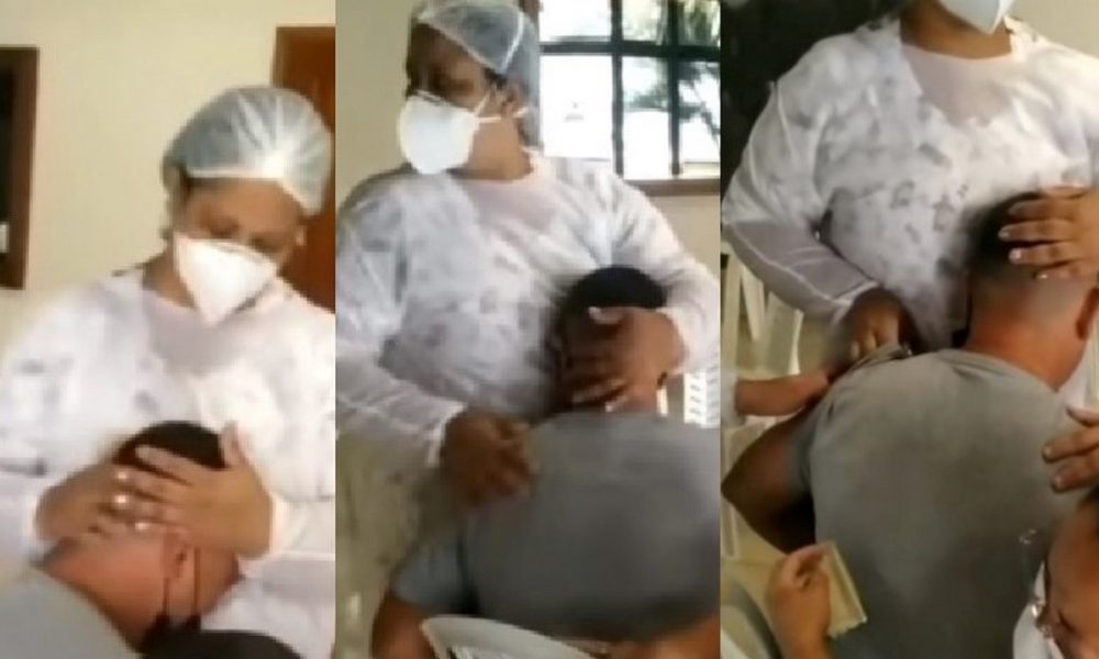 Hombre con fobia para vacunarse recibe 'mimos' de enfermera