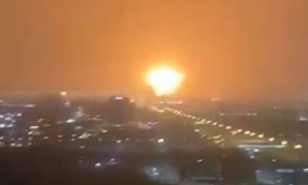 VIDEOS de incendio en puerto de Dubái tras explotar contenedor en barco 1 incendio dubai