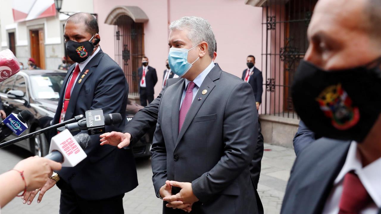 ivan duque colombia peru